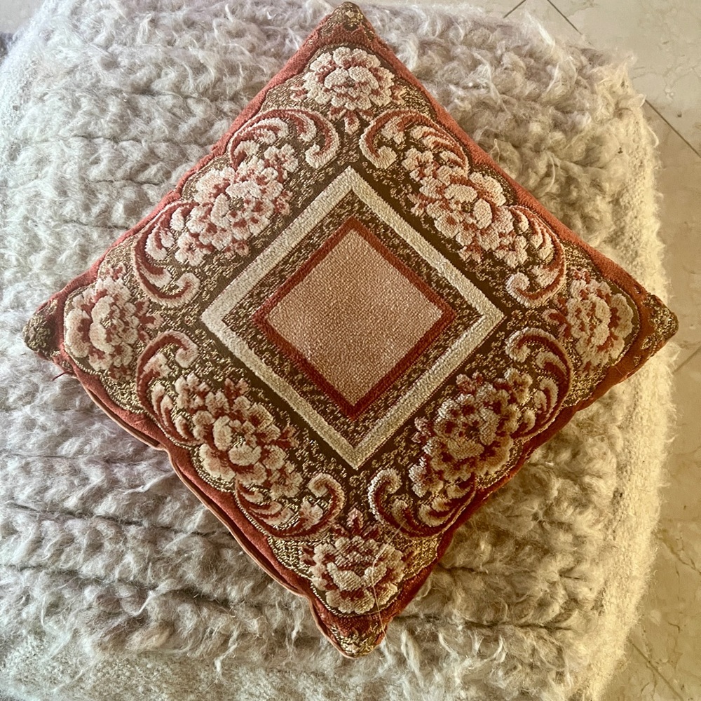 Vintage Embroidered Throw Velvet Pillow Accent Tapestry 12x12” Pink